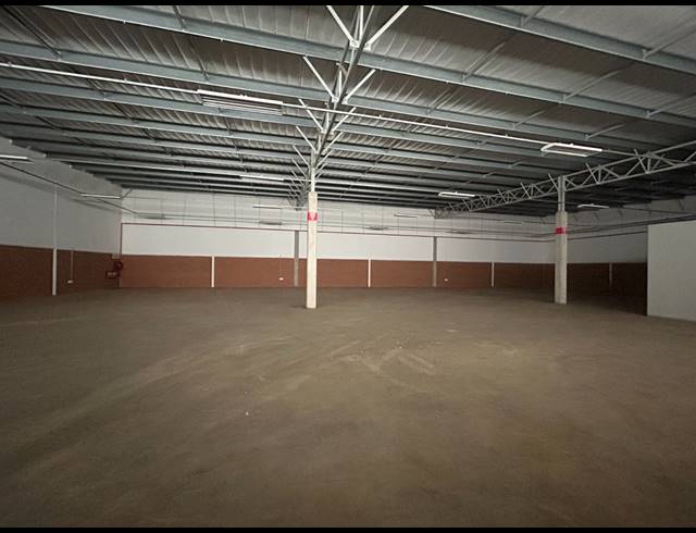 869M² WAREHOUSE TO LET IN CLAYVILLE